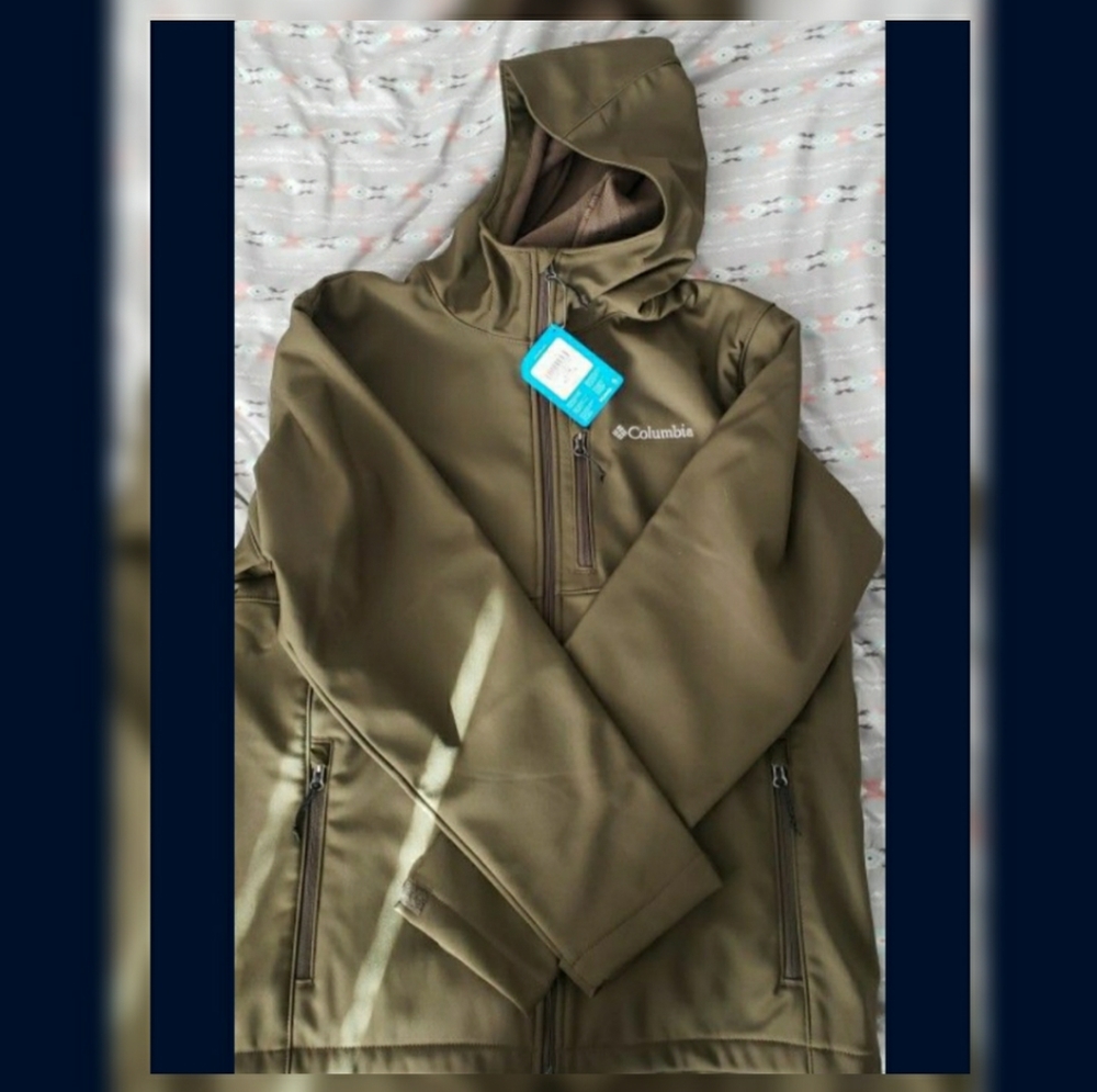 Mens Brand New Ascender Hooded Softshell Jacket